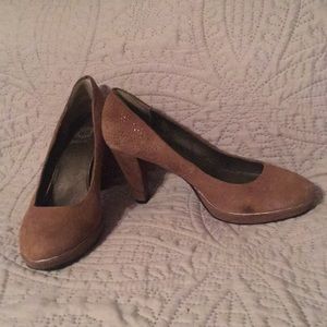 Yellow box heels